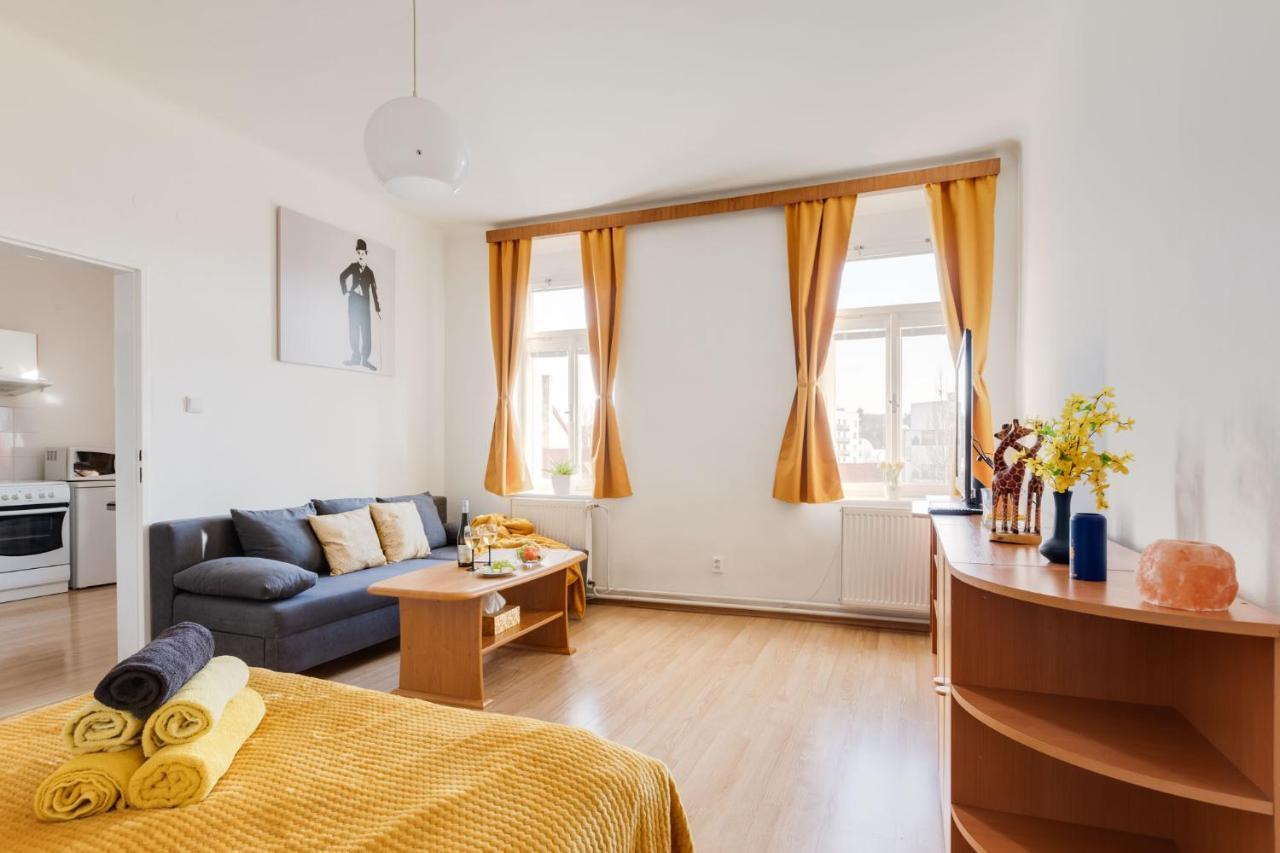 Sunshine Apartment Near The City Center Πράγα Εξωτερικό φωτογραφία
