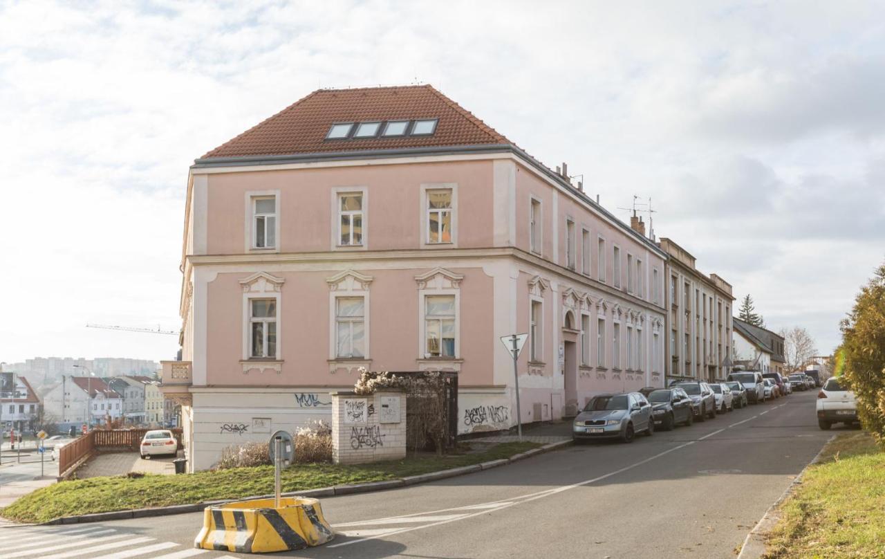 Sunshine Apartment Near The City Center Πράγα Εξωτερικό φωτογραφία