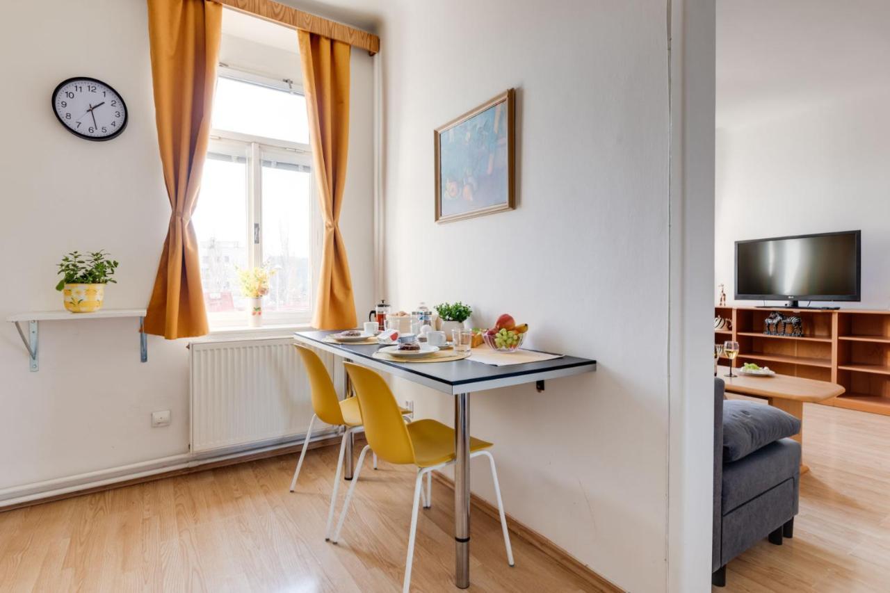 Sunshine Apartment Near The City Center Πράγα Εξωτερικό φωτογραφία